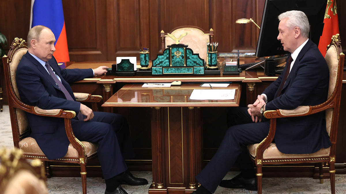 Собянин доложил Путину о ситуации в столице со штаммом COVID-19 «омикрон»