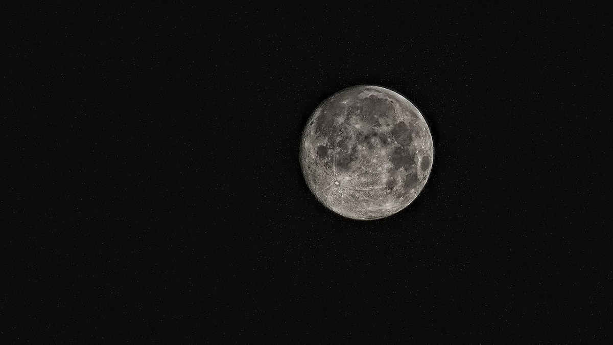 Астролог описала последствия второго полнолуния 2022 года для всех знаков зодиака