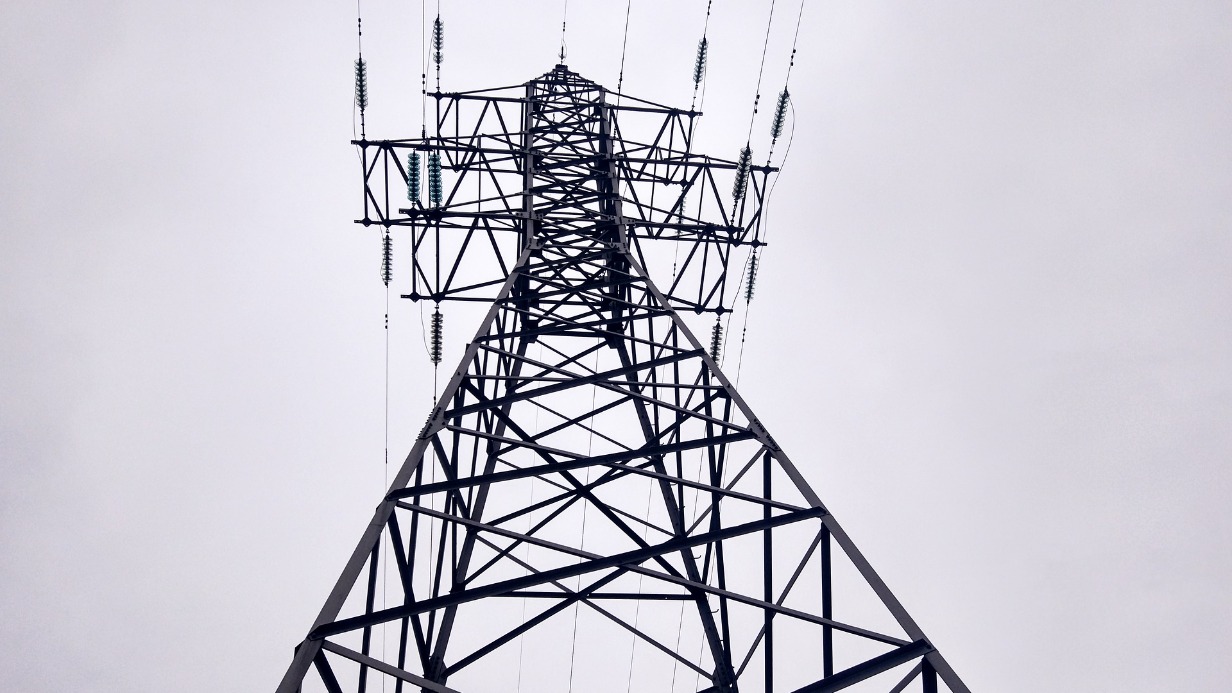 Свыше 20 тысяч жителей Белгородской области остались без света после атаки ВСУ