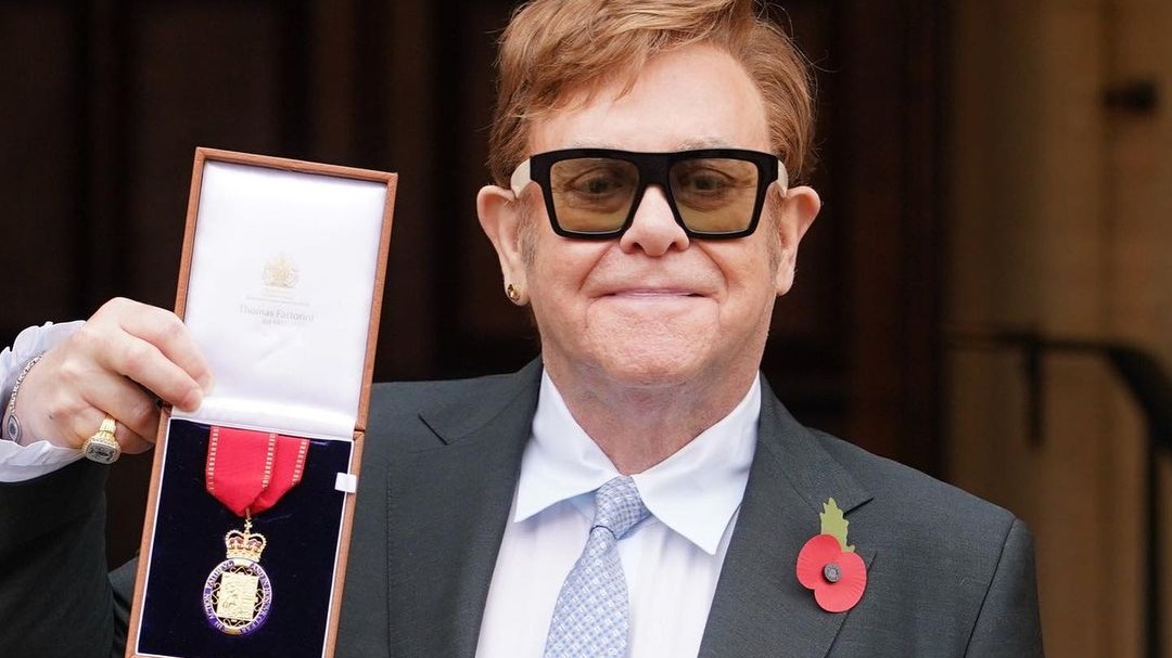 Элтон Джон отложил концерты в США после заболевания коронавирусом