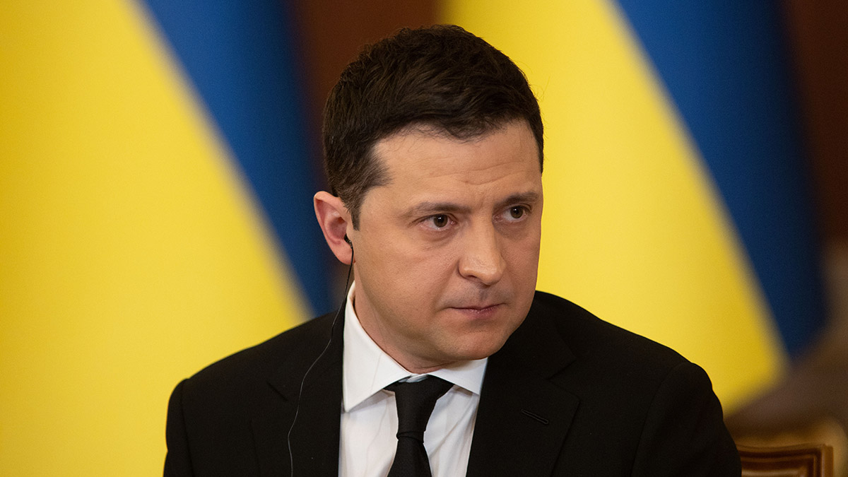 СМИ: Зеленский выступает за признание Россией ДНР и ЛНР