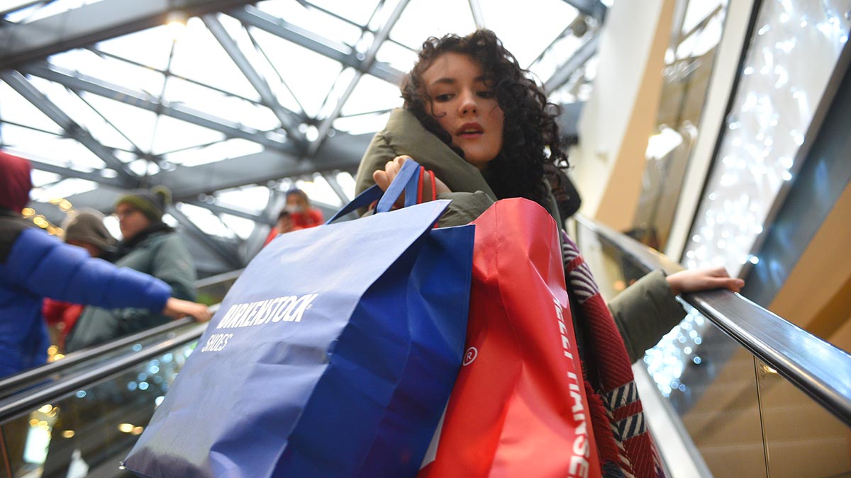 Как перестать бездумно тратить деньги