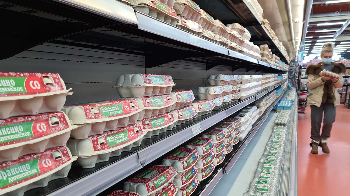 В России впервые в истории зафиксировали июньскую дефляцию