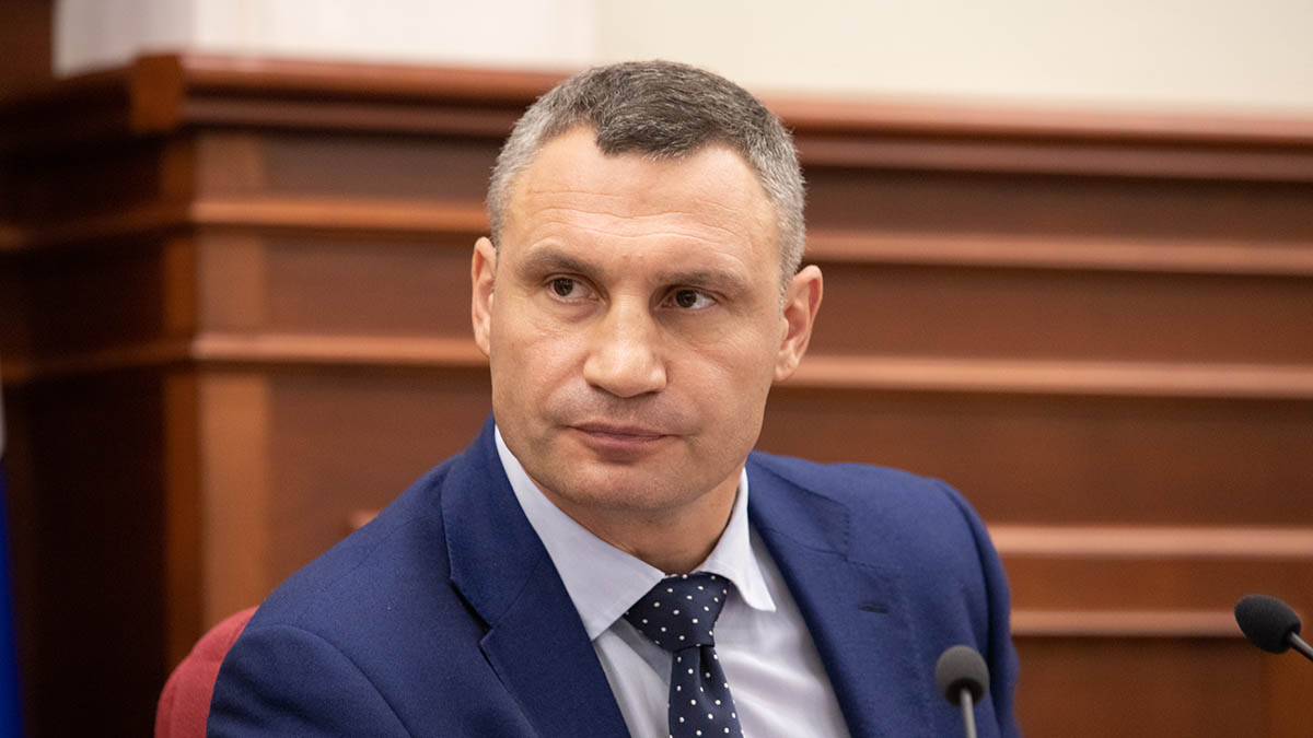 Школьники в Киеве перепутали Кличко и Зеленского