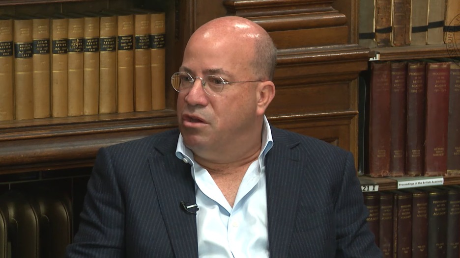 Глава CNN Цукер ушел в отставку из-за отношений с коллегой