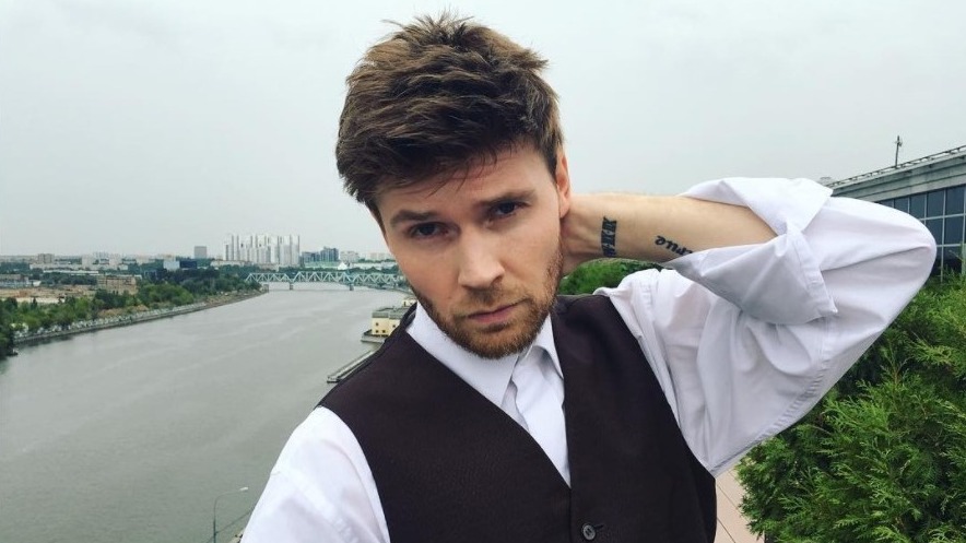 СМИ: Иллюзиониста Андрея Сафронова госпитализировали в столице