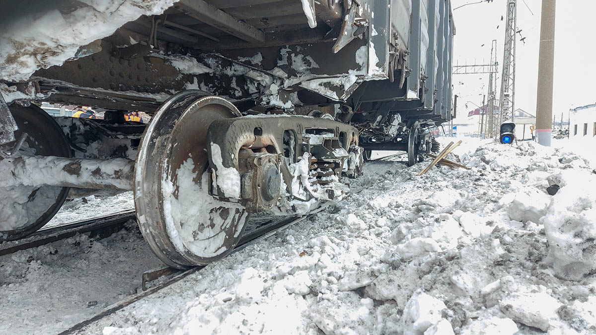 Железнодорожники подняли вагоны, сошедшие с рельсов на юго-востоке Москвы