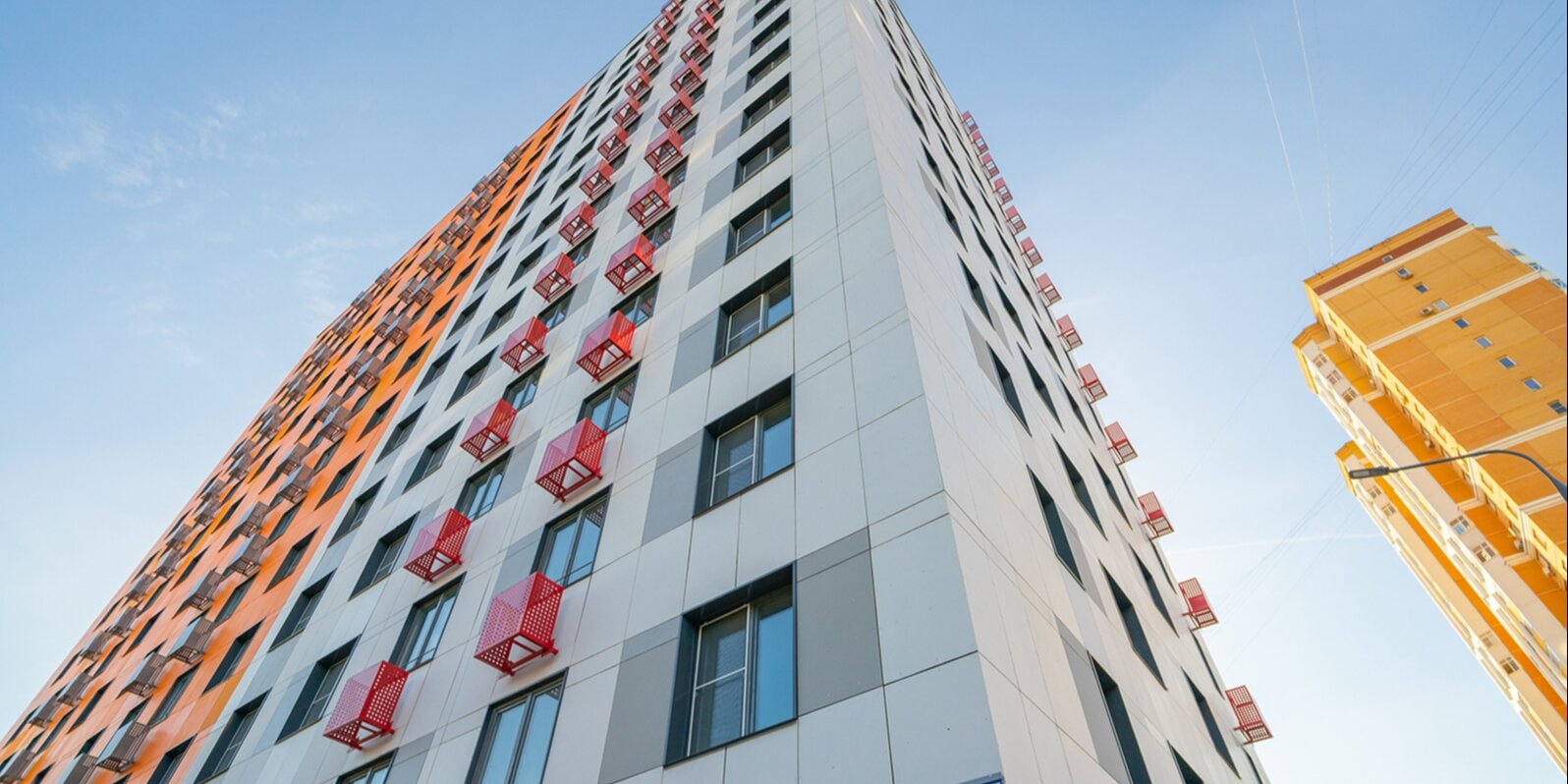 Более 90 процентов жителей дома на Амурской улице выбрали новые квартиры по реновации