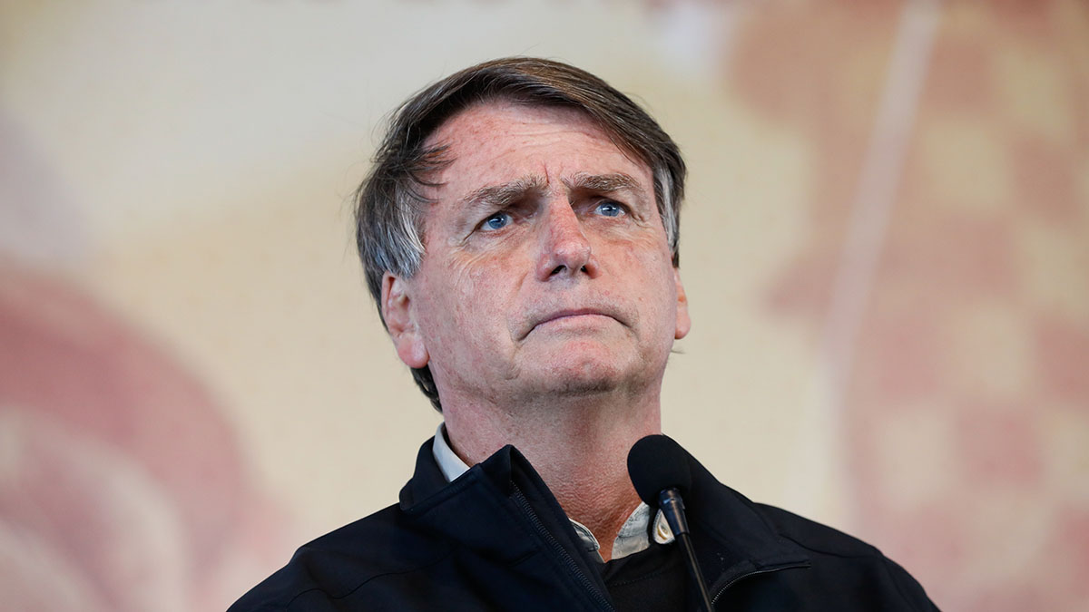 Погромы и захват здания парламента: что известно о массовых беспорядках в Бразилии