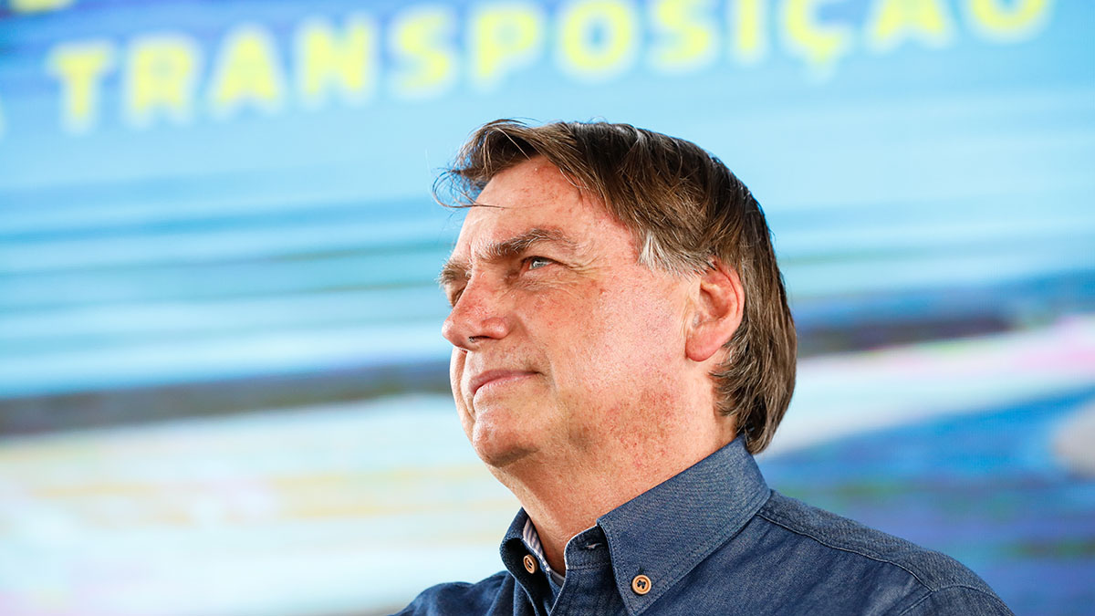 Бывшего президента Бразилии Болсонару осудили на 27 лет: чем он известен, в каких скандал замешан, за что осудили