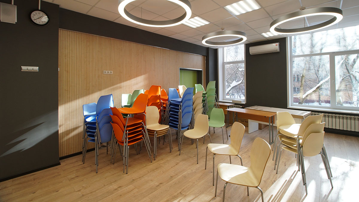 Москва заключила договоры с девелоперами о возведении семи школ и девяти детских садов