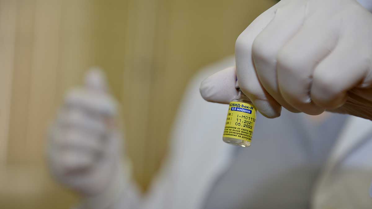 Депздрав: «Спутник V» доступен для ревакцинации от коронавируса в Москве