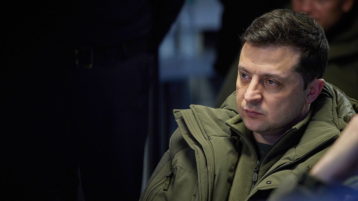 Зеленский заявил, что Россия хочет не мира, а передышки в боевых действиях