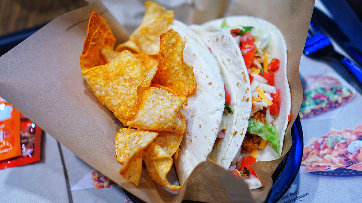 Японец обманул сервисы доставки и два года ел бесплатно