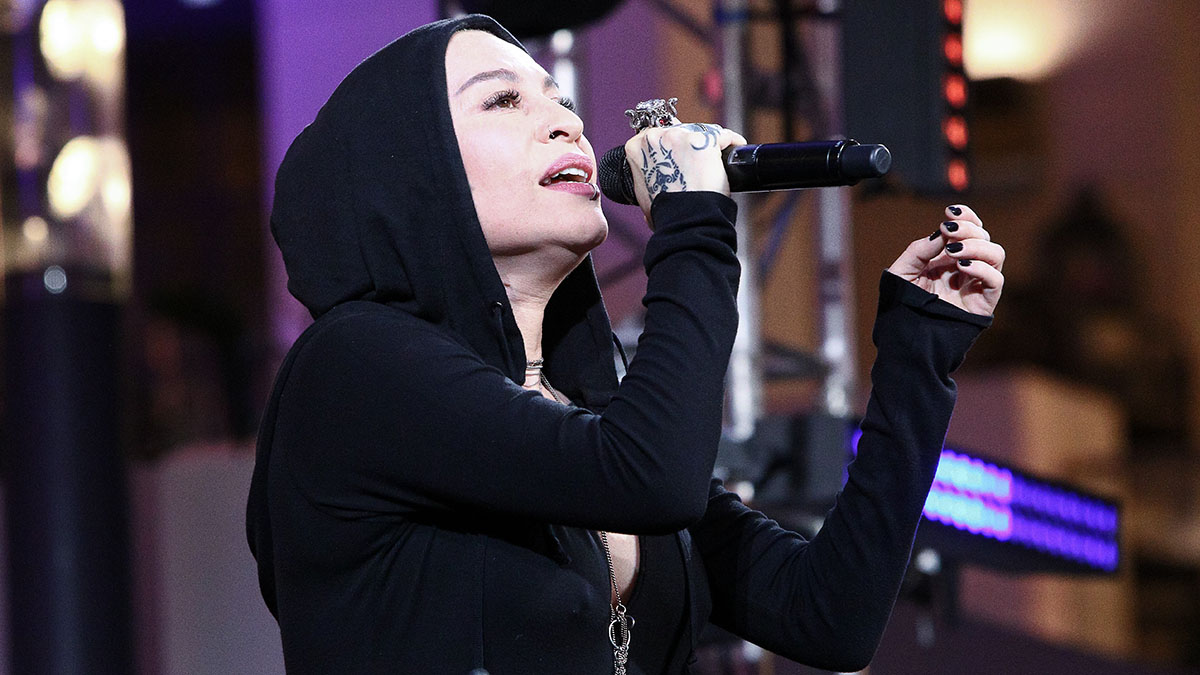 «Была к этому готова»: Наргиз запретили въезд в Россию до 2072 года