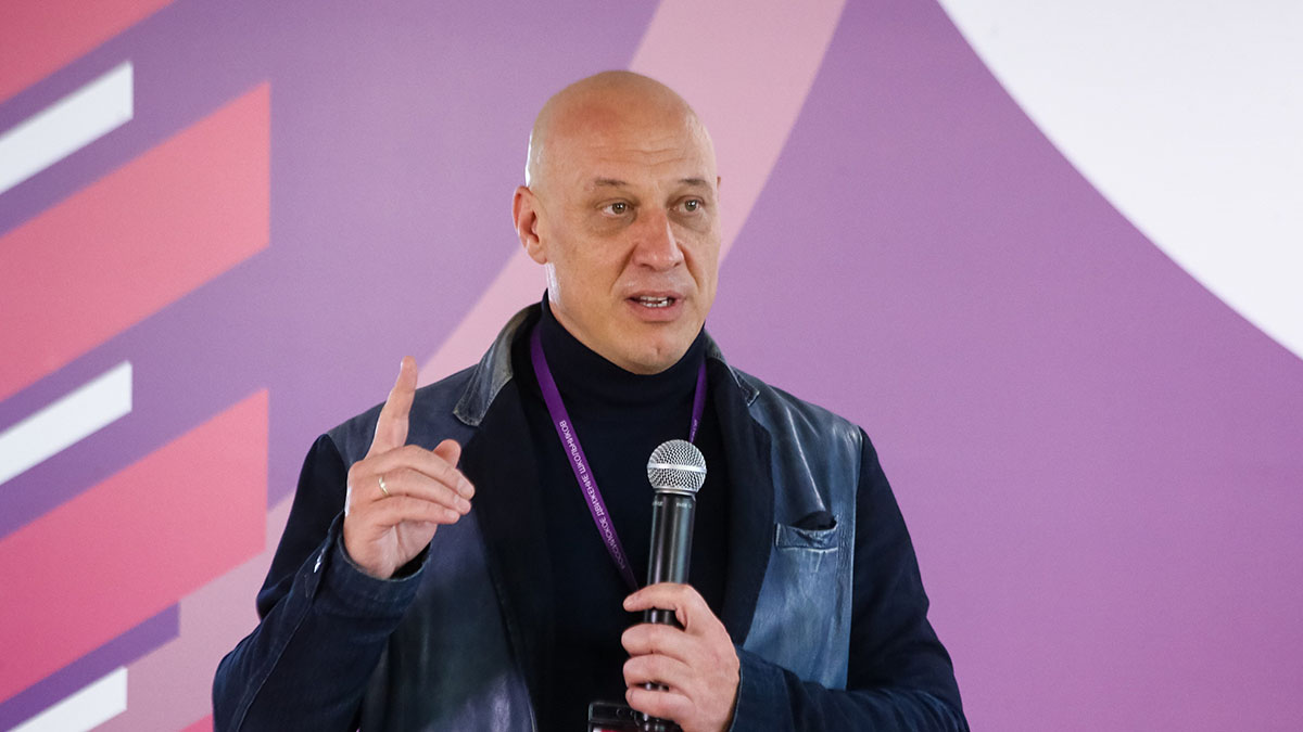 Майданов отреагировал на решение суда не снимать с Галкина* статус иноагента