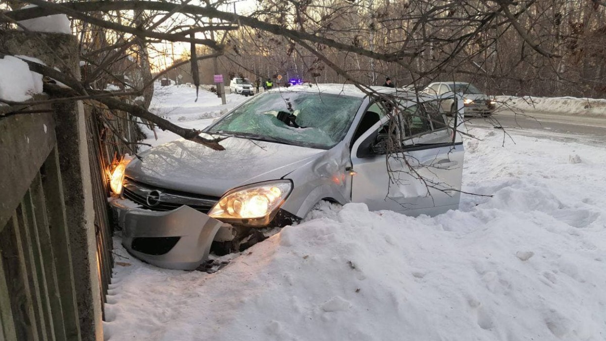 В Челябинской области пьяный водитель сбил двух сестер-подростков