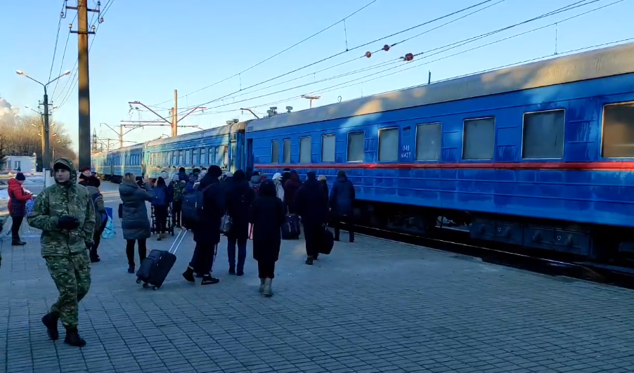 Эвакуация жителей Макеевки в Ростовскую область