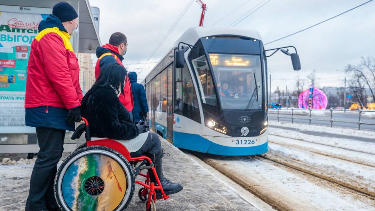 Около 60 тысяч москвичей обратились за помощью в ЦОМП за 2021 год