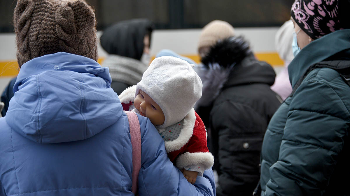 Россия с 10:00 объявит режим тишины на Украине и откроет гуманитарные коридоры