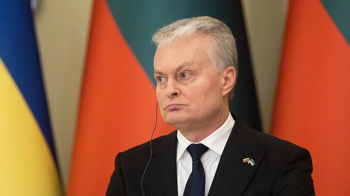 Президент Литвы обвинил Россию в «переписывании» истории