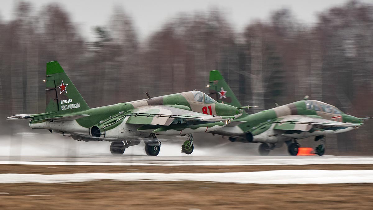 Чем уникальны новые планирующие бомбы УПАБ-1500Б, которые ВКС России начали применять в СВО