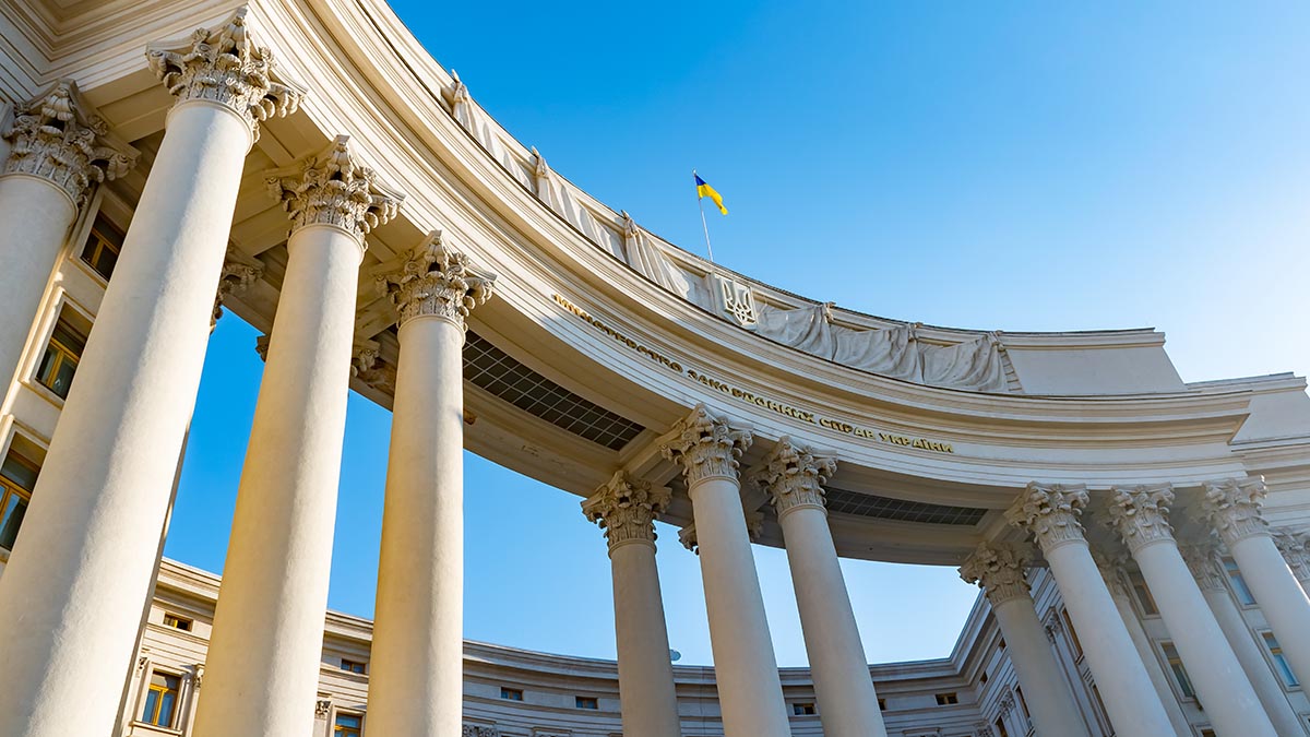 Посольства Украины получили письма с угрозами