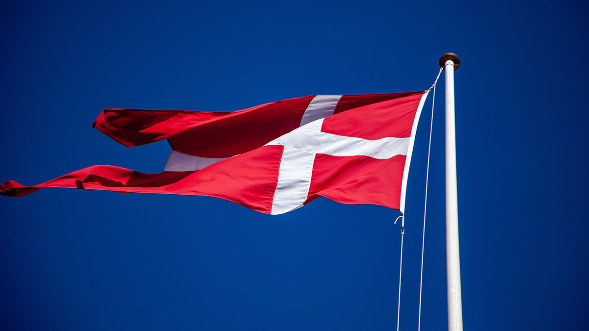 Дания объявила о высылке 15 российских дипломатов