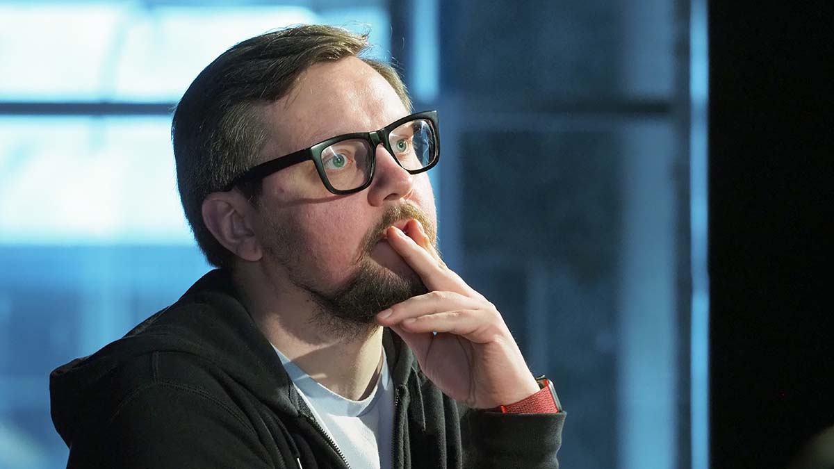 Дмитрия Волкострелова уволили с поста худрука Центра имени Мейерхольда