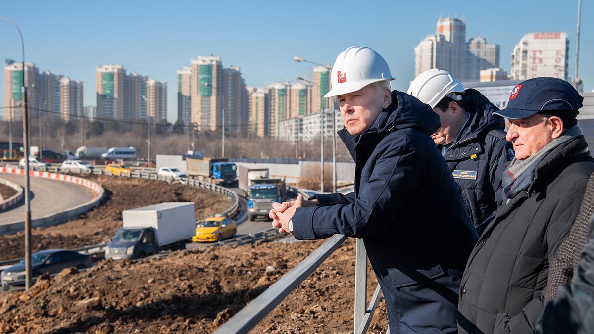 Собянин: Реконструкция Липецкой развязки на МКАД может завершиться до конца 2023 года