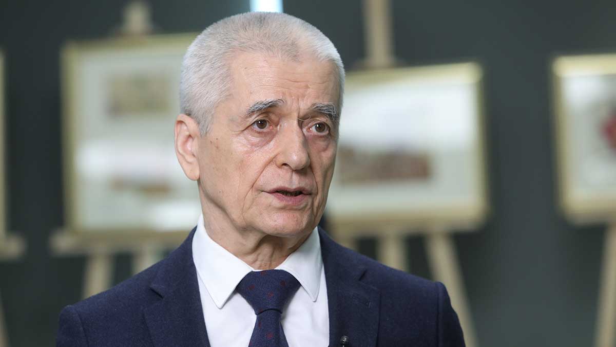 Онищенко поддержал ежедневную проверку температуры школьников