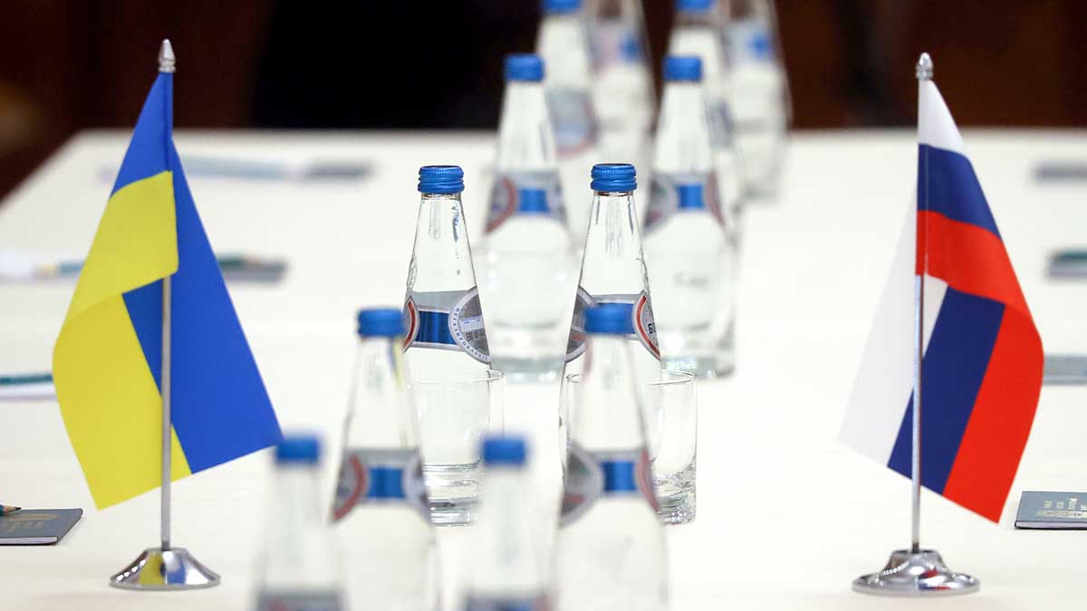 Начался второй раунд переговоров между делегациями России и Украины