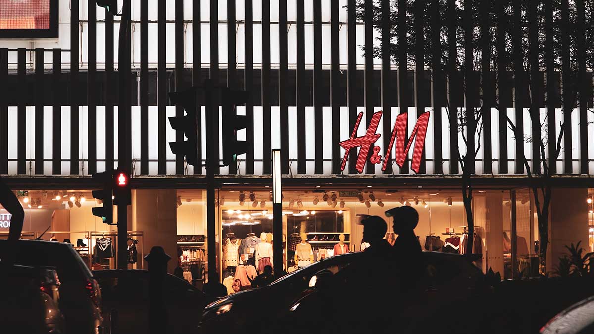 По полной стоимости: как пройдет распродажа товаров H&M