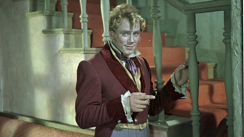 Игорь Горбачев в роли Ивана Хлестакова