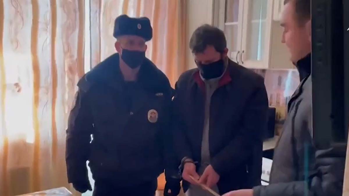 Суд отправил в СИЗО расчленившего тела соседей москвича