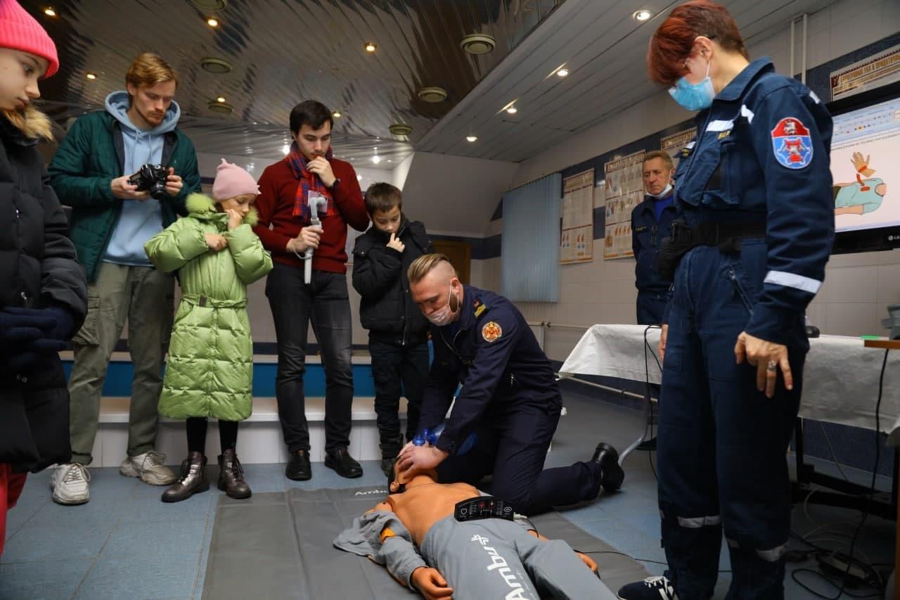 Московским школьникам и студентам рассказали, как вести себя у водоемов