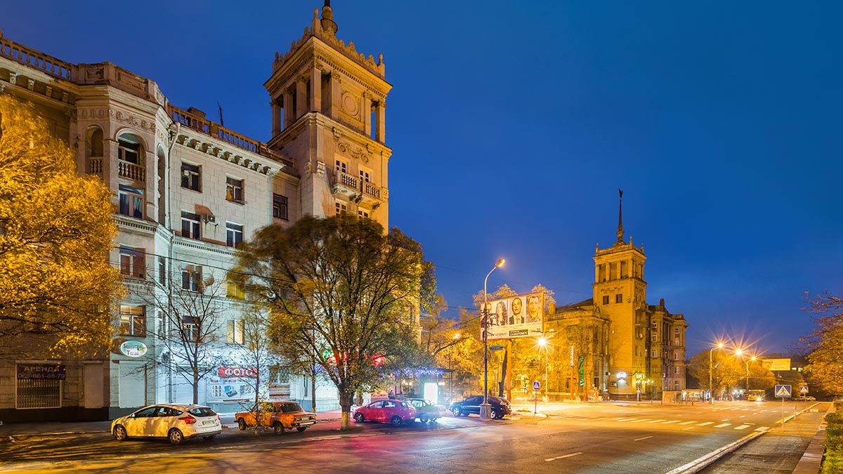 Эвакуация мирных жителей в Мариуполе начнется в 12:00