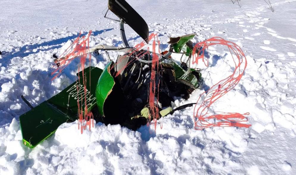 Появились кадры с места падения самолета в Ленобласти