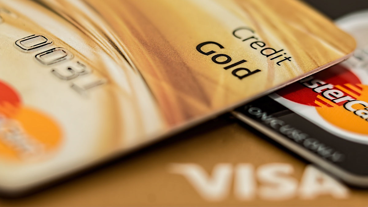 Как получить зарубежную карту Visa и Mastercard