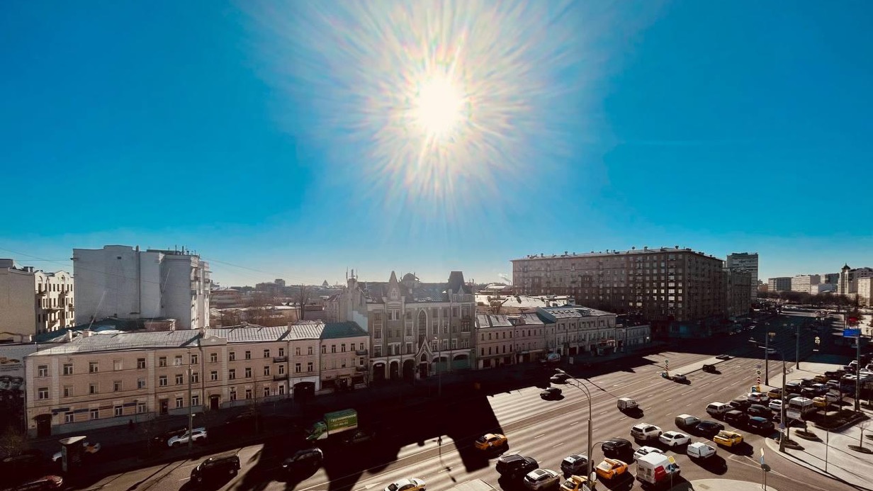 Госавтоинспекция предупредила водителей об опасностях солнечной погоды