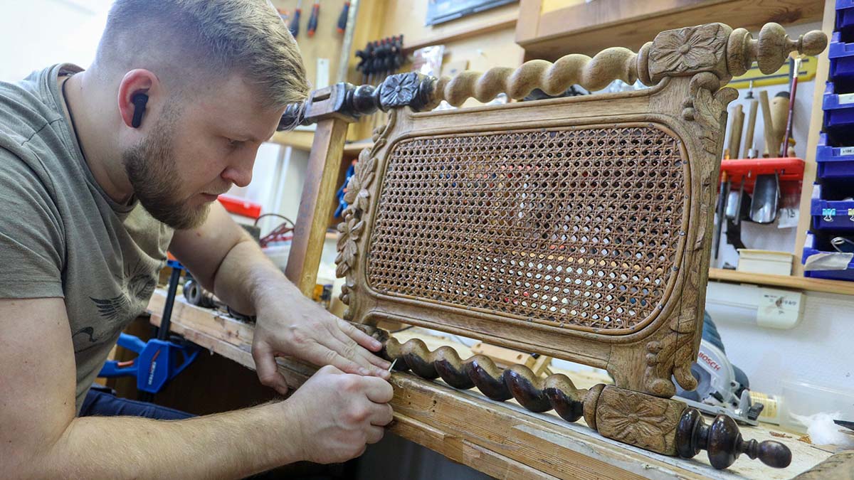 Столичные реставраторы передадут в музейные фонды 400 найденных артефактов