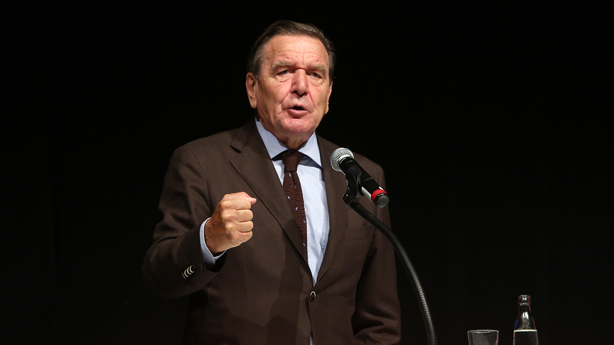 Экс-канцлер ФРГ Шредер поддержал запуск газопровода «Северный поток — 2»