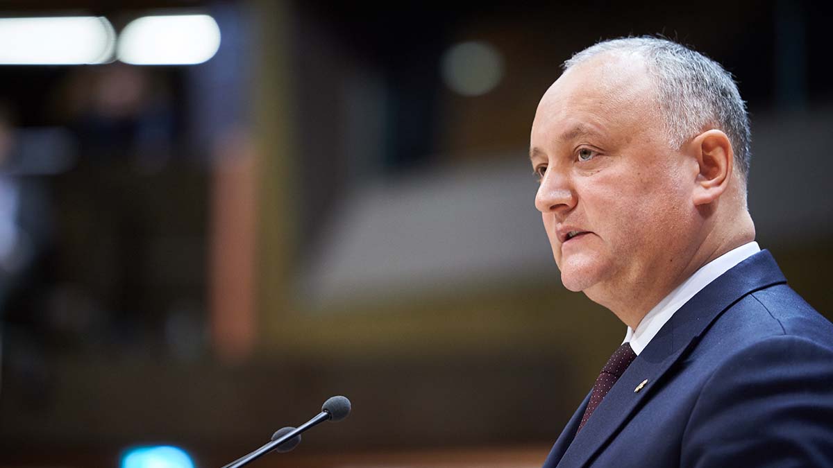 Додон предупредил об опасности втягивания Молдавии в «кровавую региональную войну»