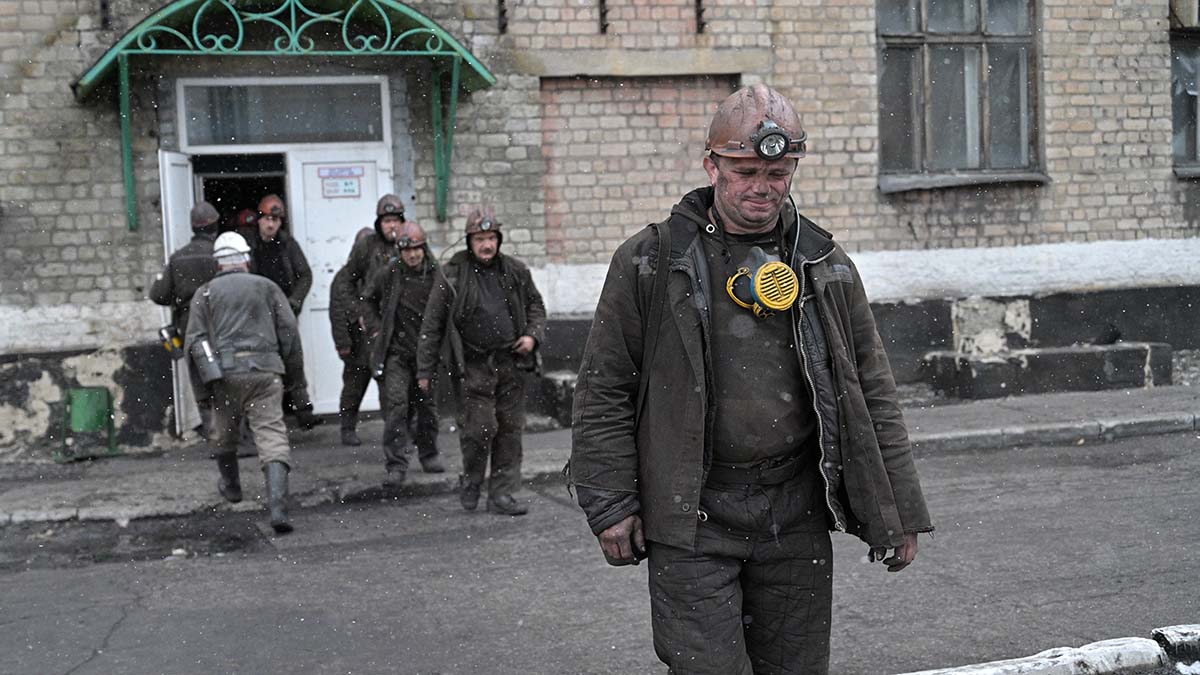 Более 400 горняков из шахты в ДНР отправились на спецоперацию