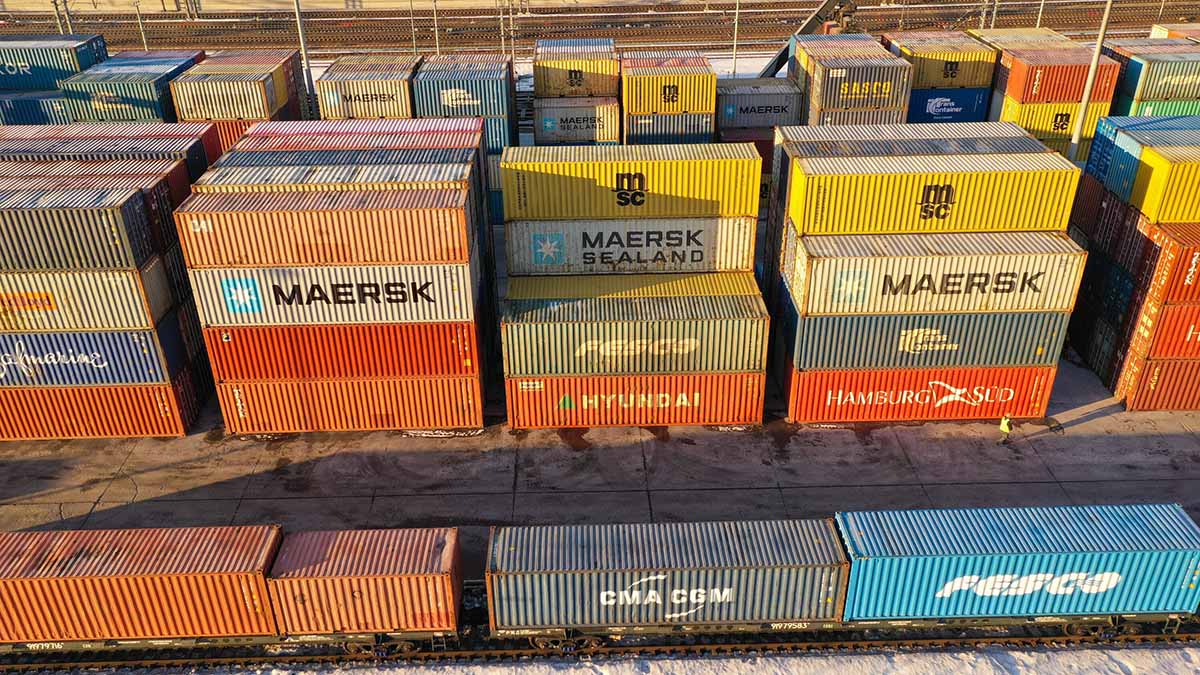 Годовой экспорт американских товаров в Россию стал рекордно низким в 2022 году