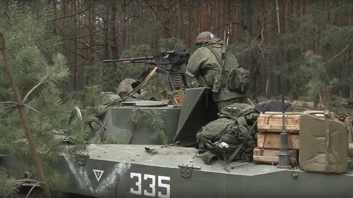 Сменивший пол* награжденный участник СВО рассказал о выходе ВС РФ из-под Киева