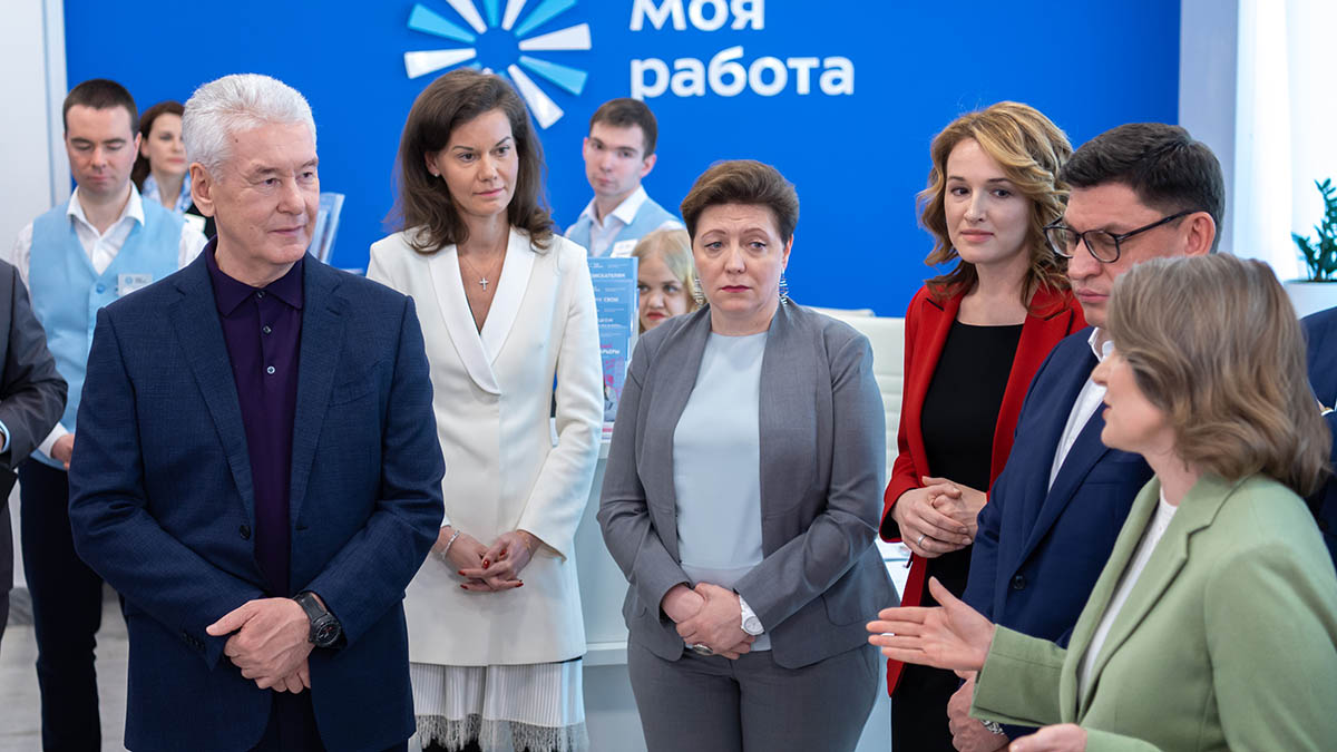 Собянин открыл кадровый центр для трудоустройства сотрудников иностранных компаний