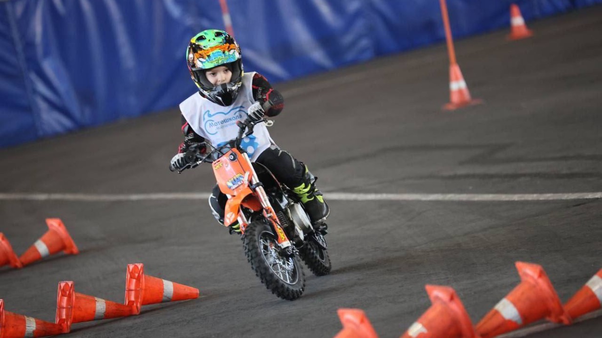 Четвертые детские соревнования по джимхане завершились в Москве