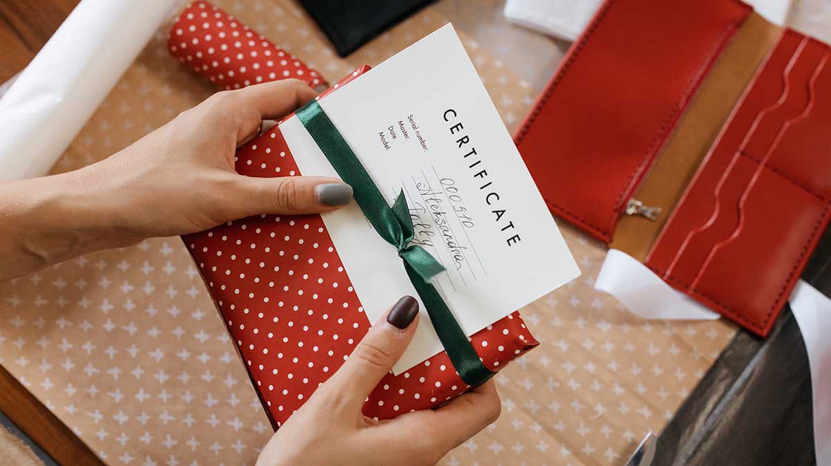 «Необоснованное обогащение»: как вернуть деньги за неиспользованный подарочный сертификат