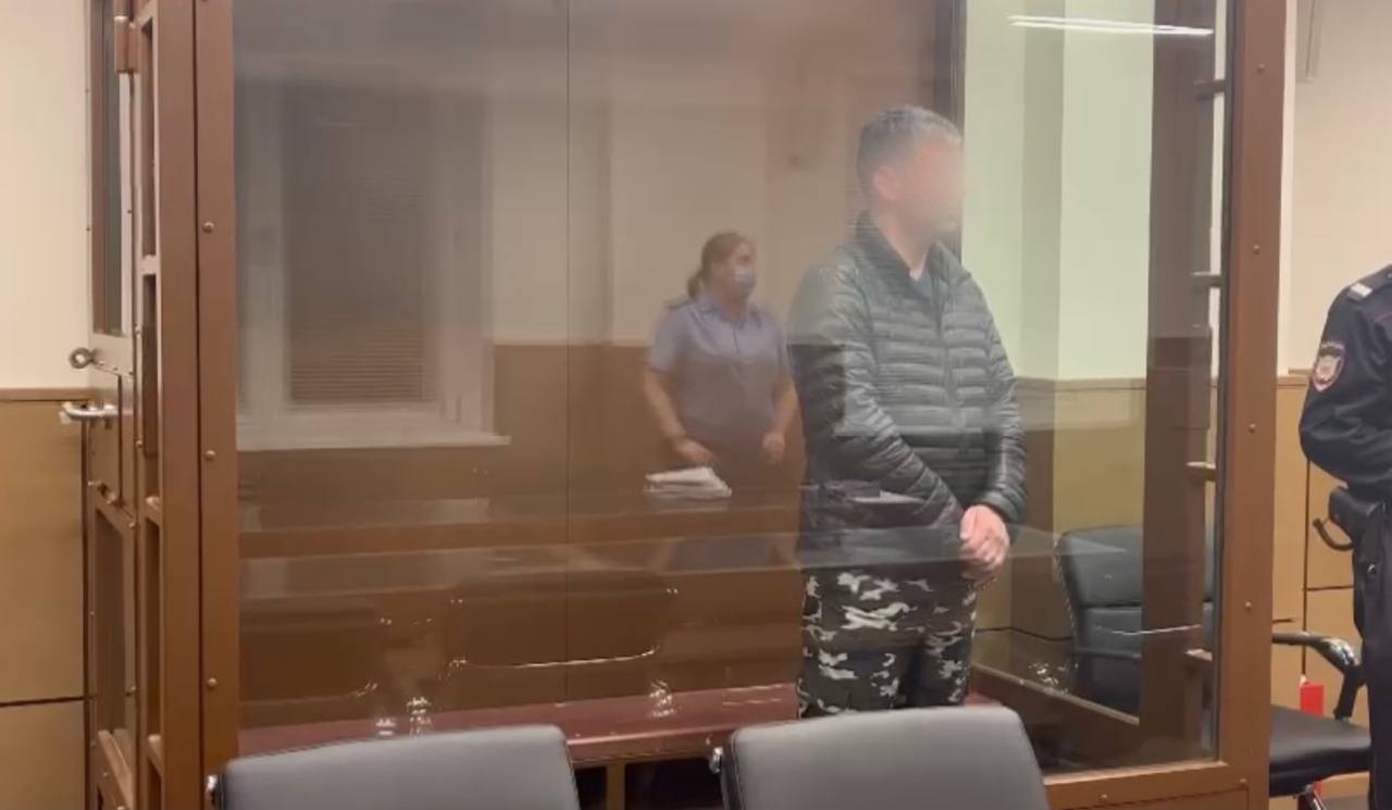 Суд арестовал обвиняемого в убийстве мужчины из травматики на востоке Москвы